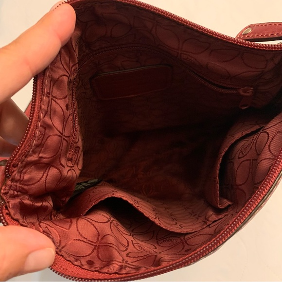 Fossil crossbody, Red, EUC - Picture 3 of 7